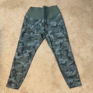 Gap Fit Sculpt Revolution Leggings